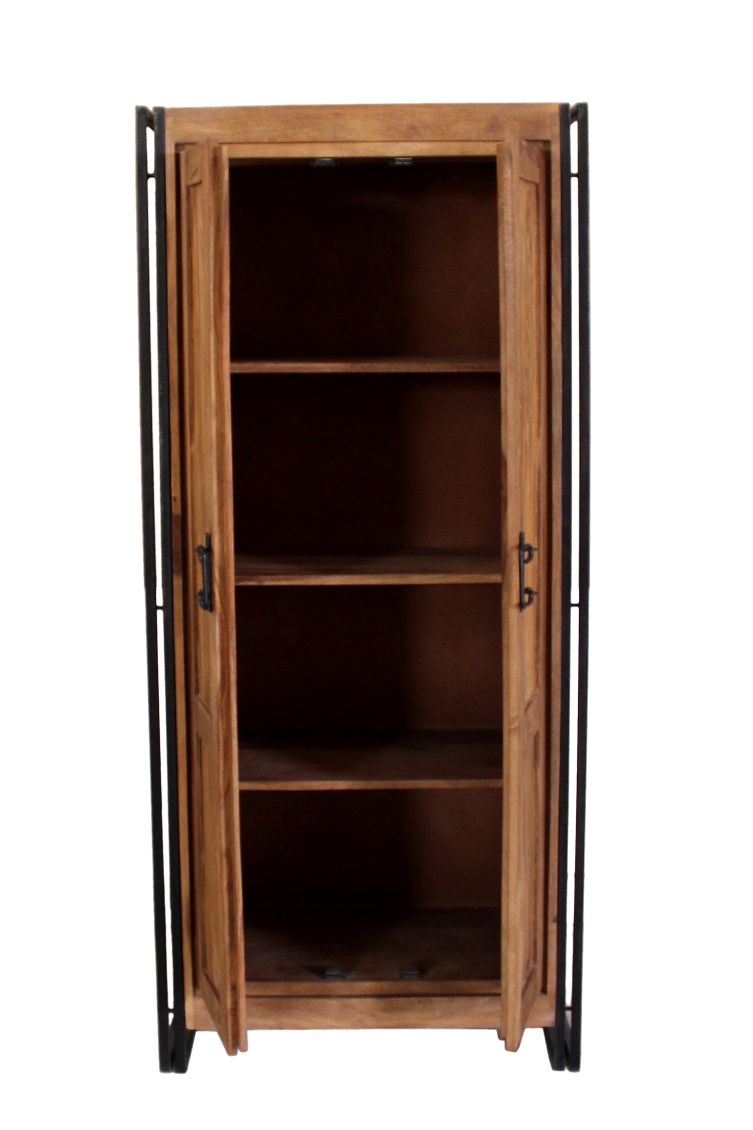 Garderobenschrank