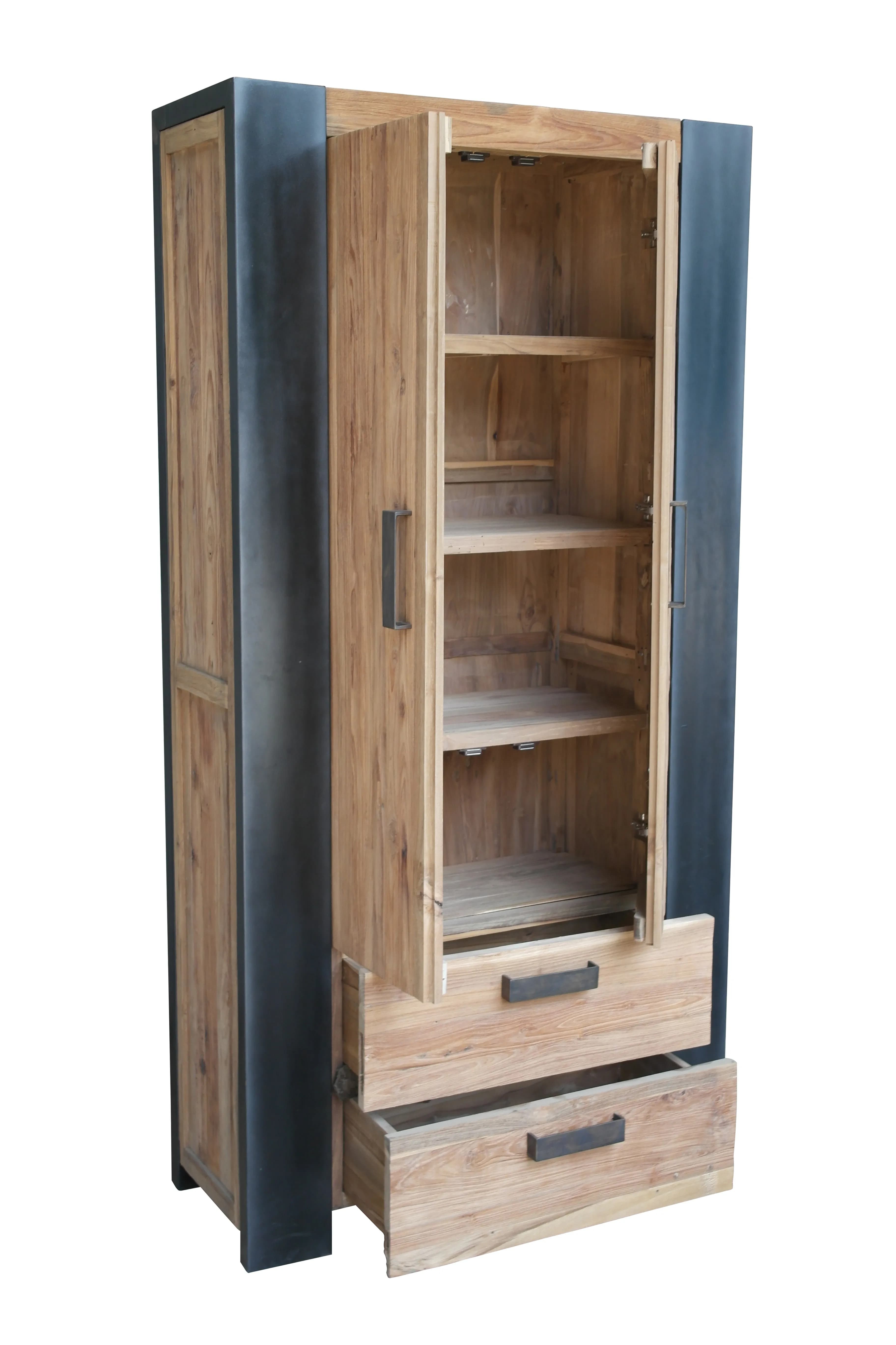 Schrank 3