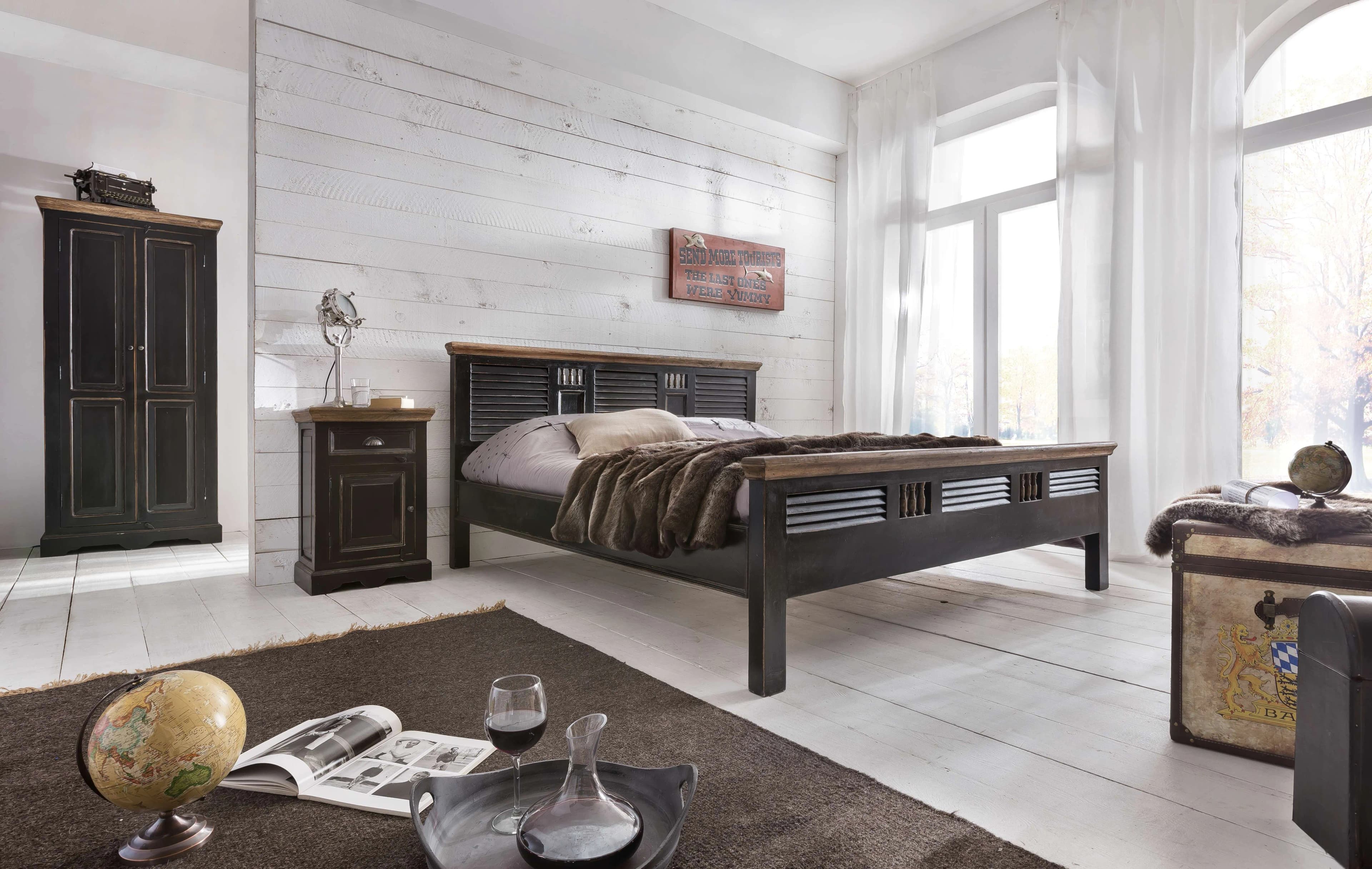 Schrank 4