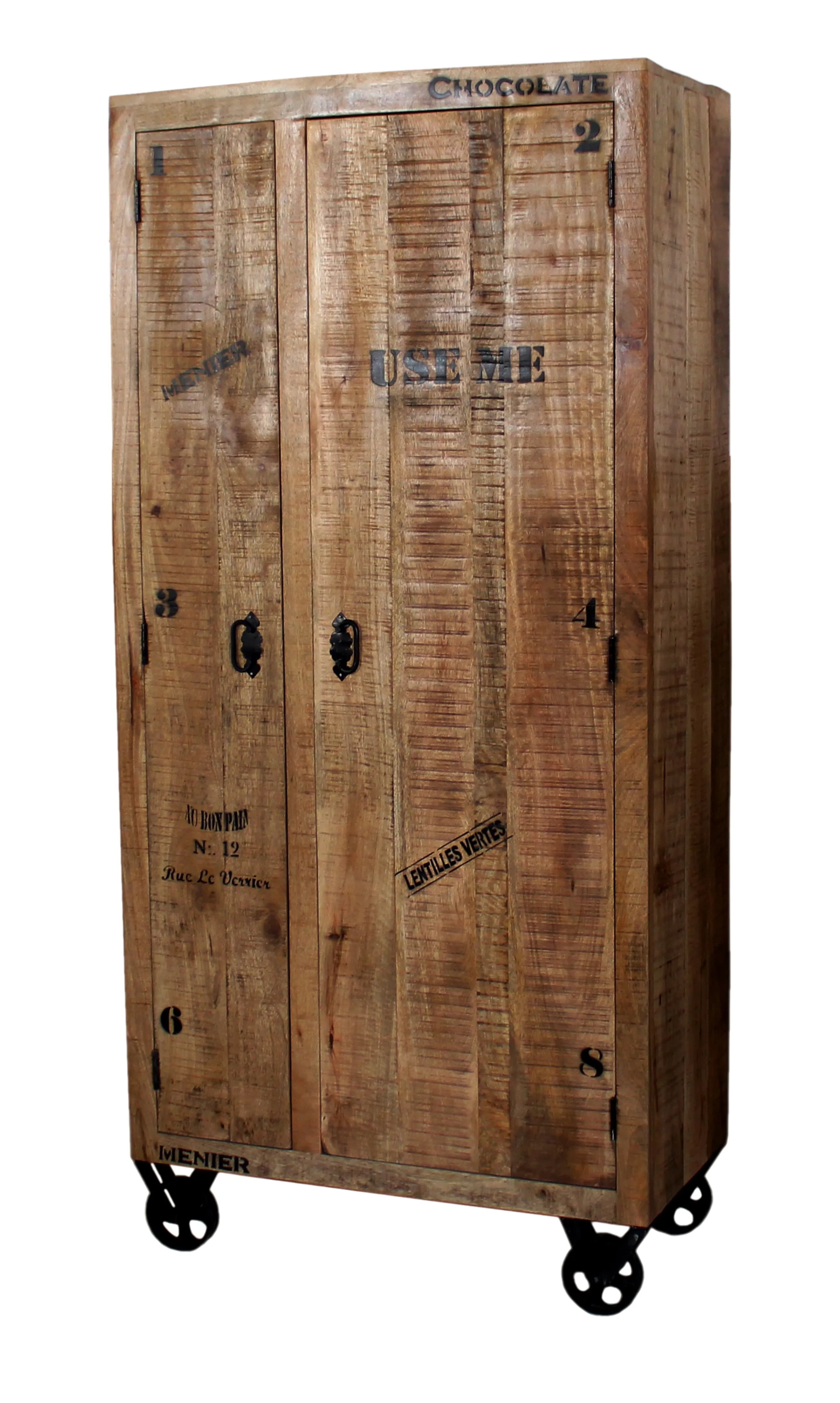 Garderobenschrank 3