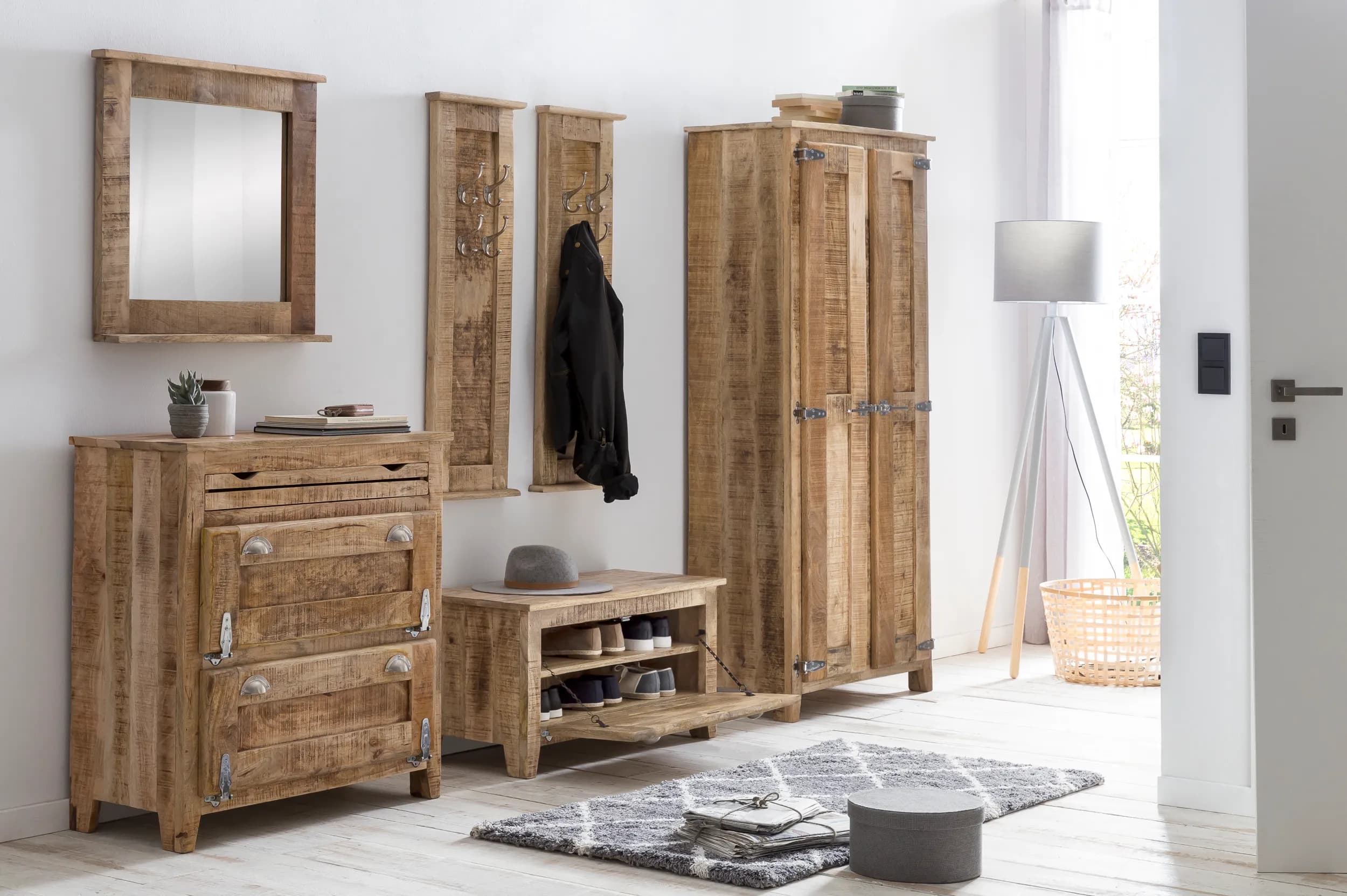 Schuhschrank